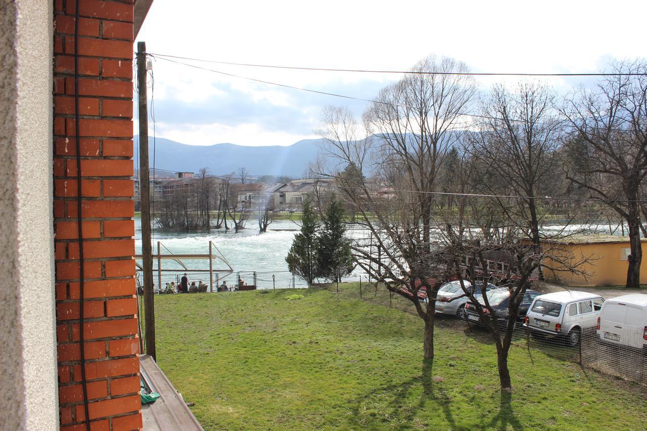 Apartman River Una Bihać Екстериор снимка